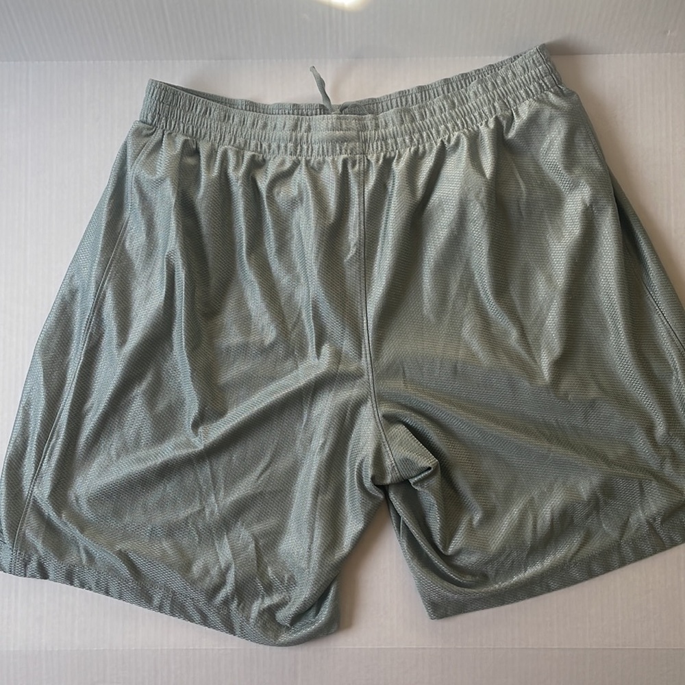 Nike Basketball Shorts Size XXL - Picture 3 of 3